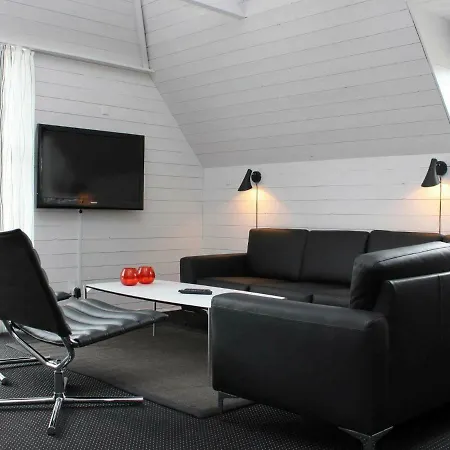 Ferienhaus Four Bedroom Holiday In 26
